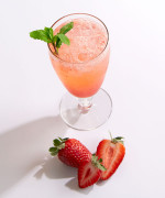 Strawberry & Mint Cointreau Fizz