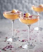 LYCHEE AND ROSE MIMOSA